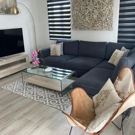Penthouse - Private Roof Terrace - Sea & Mountain View Daire Grand-Baie Dış mekan fotoğraf
