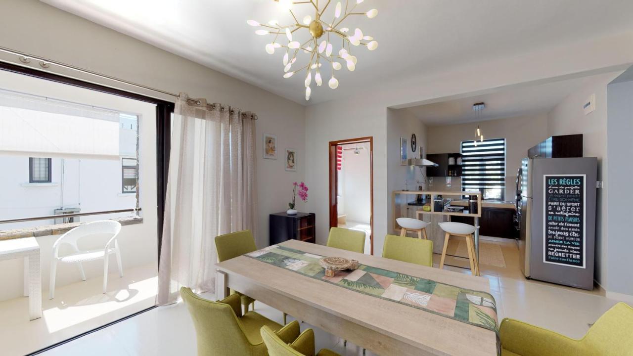 Penthouse - Private Roof Terrace - Sea & Mountain View Daire Grand-Baie Dış mekan fotoğraf