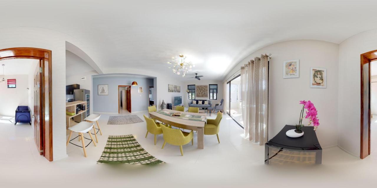 Penthouse - Private Roof Terrace - Sea & Mountain View Daire Grand-Baie Dış mekan fotoğraf
